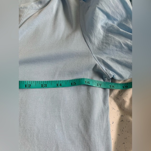 EUC Lilly Pulitzer Sky Blue Ronson Knit Top size Medium - Picture 4 of 5